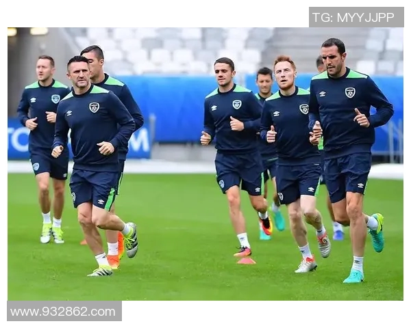 荷兰与法国在欧国联的激烈对决揭示足球战术的精彩博弈